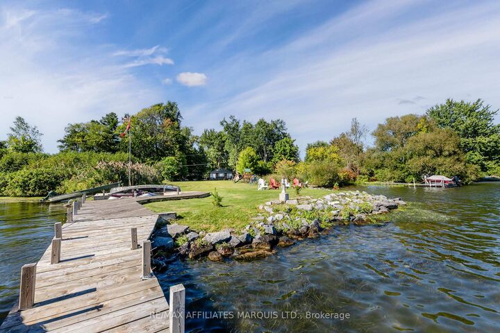 Property Photo:  6286 Pleasant Drive  ON K0C 1E0 