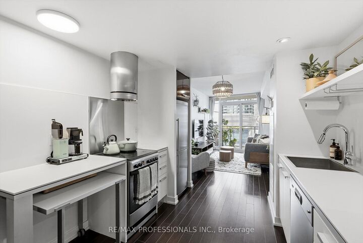 Property Photo: 38 Dan Leckie Way 1605 ON M5V 2V6