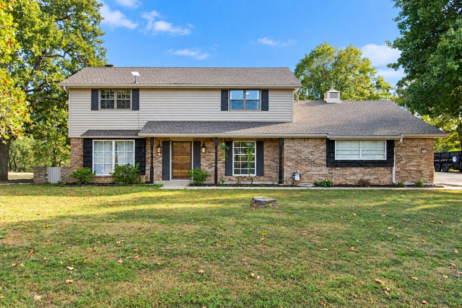 Property Photo:  1908 E 20 Street  OK 74447 
