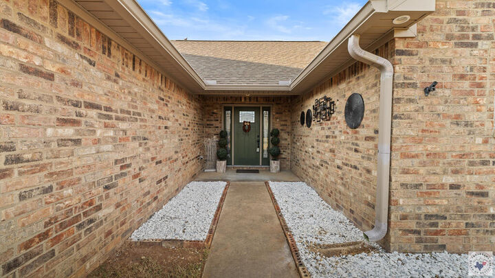 Property Photo:  4307 Magee Dr  AR 71854 