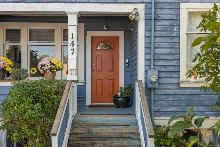 Property Photo: 147 Victoria Rd BC V9R 4P4