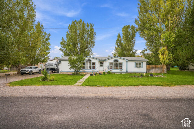 Property Photo: 287 E 100 N UT 84730