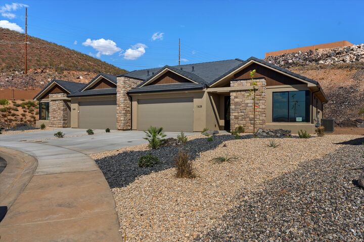 Property Photo: 1628 W 470 N UT 84737