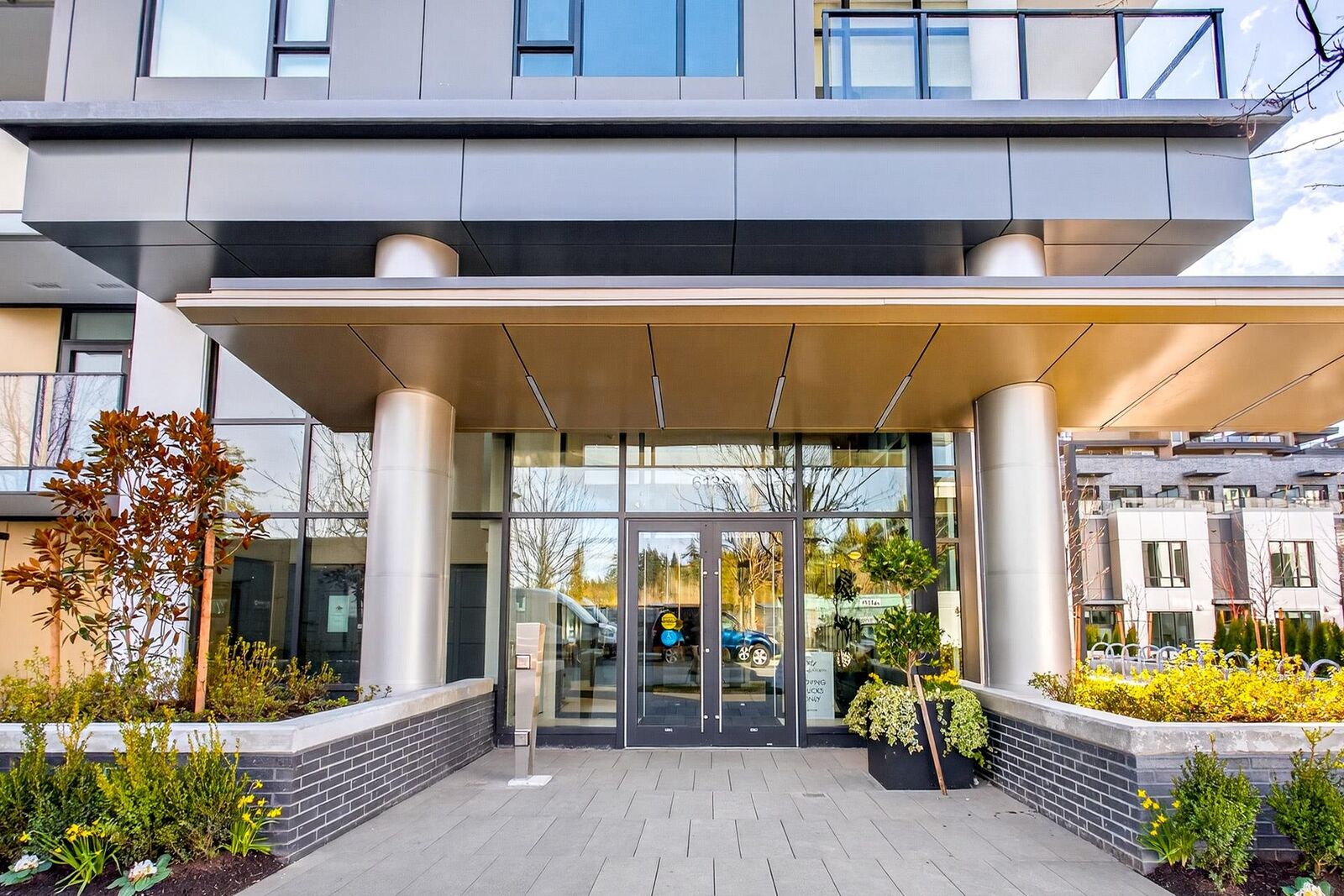 Property Photo:  6138 Birney Ave Avenue 13xx  BC V6T 2L3 