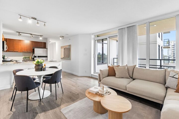 Property Photo: 9171 Ferndale Road 916 BC V6Y 0A5