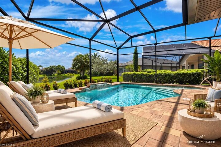 Property Photo:  10505 Valencia Lakes Dr  FL 34135 