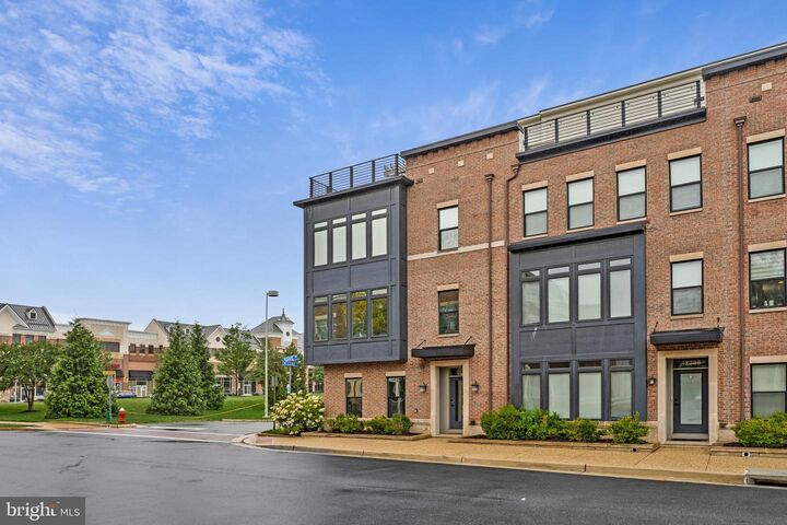 Property Photo:  42384 Soave Drive  VA 20148 