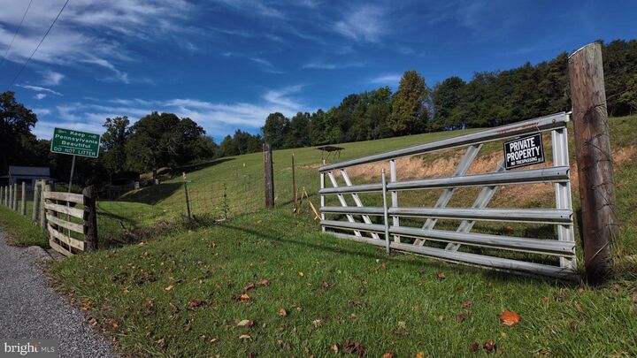 Property Photo: 1084 Green Springs Road PA 17331