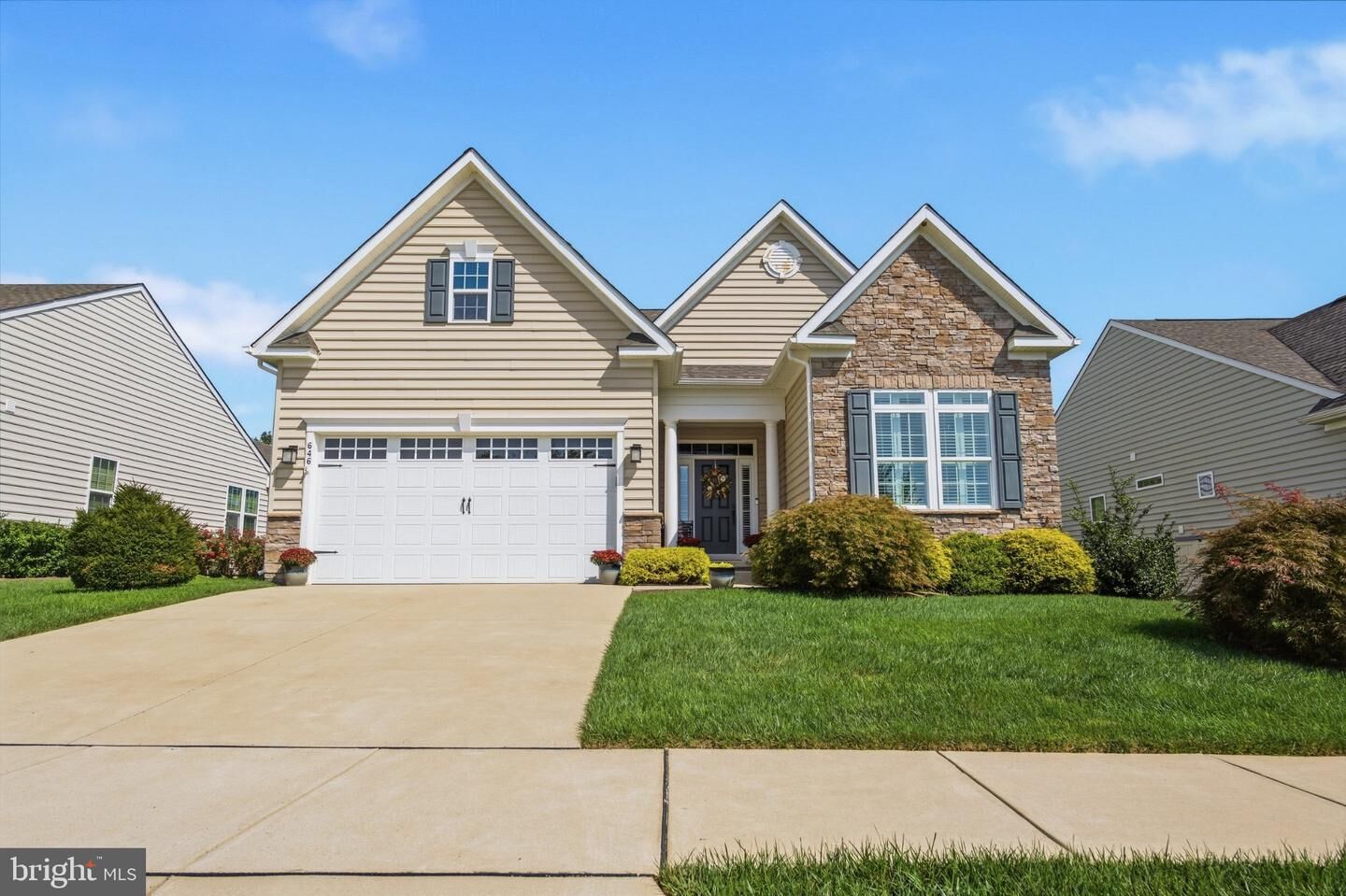 Property Photo:  646 Swansea Drive  DE 19709 