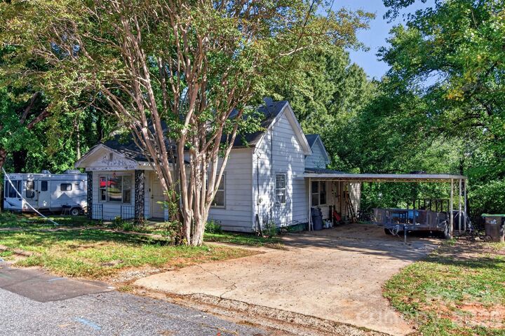 Property Photo: 117 Mitchell Street NC 28144