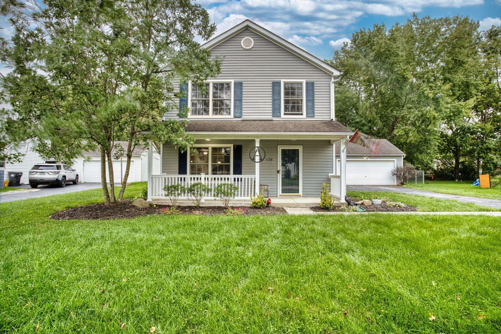 Property Photo:  1126 Lake Forest Drive  OH 43025 