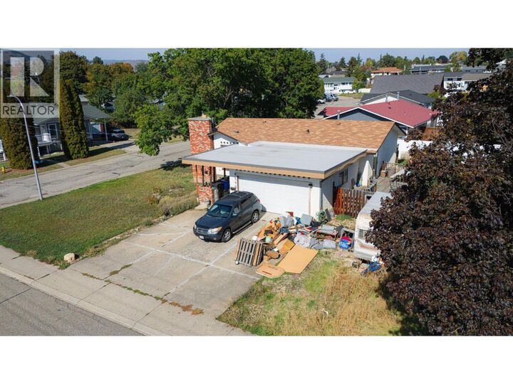 Property Photo:  1311 25th Avenue  BC V1T 7L5 