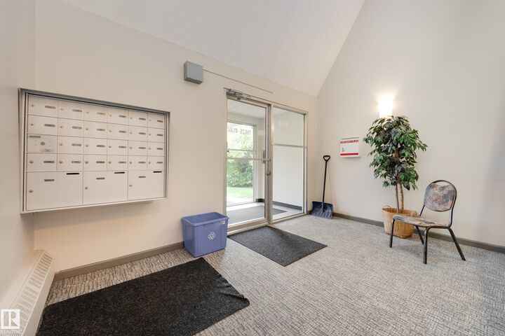 Property Photo:  11425 41 Avenue NW 304  AB T6J 0T9 