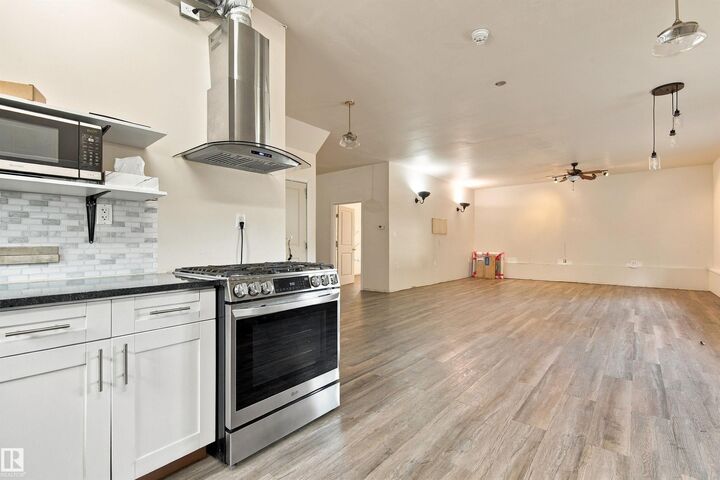 Property Photo:  217-51069 Rge Rd 215  AB T8E 1G7 