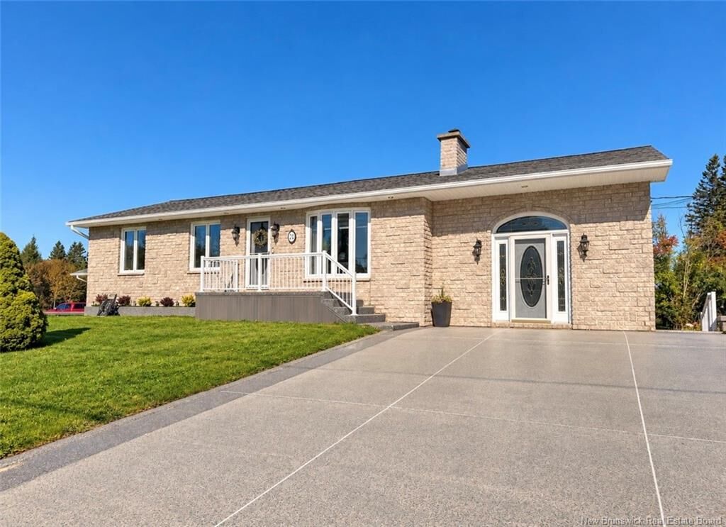 Property Photo:  21 Frederic  NB E8J 1A2 