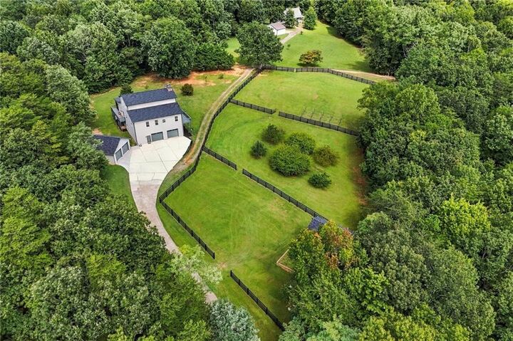 Property Photo:  279 Seven Springs Road  GA 30175 