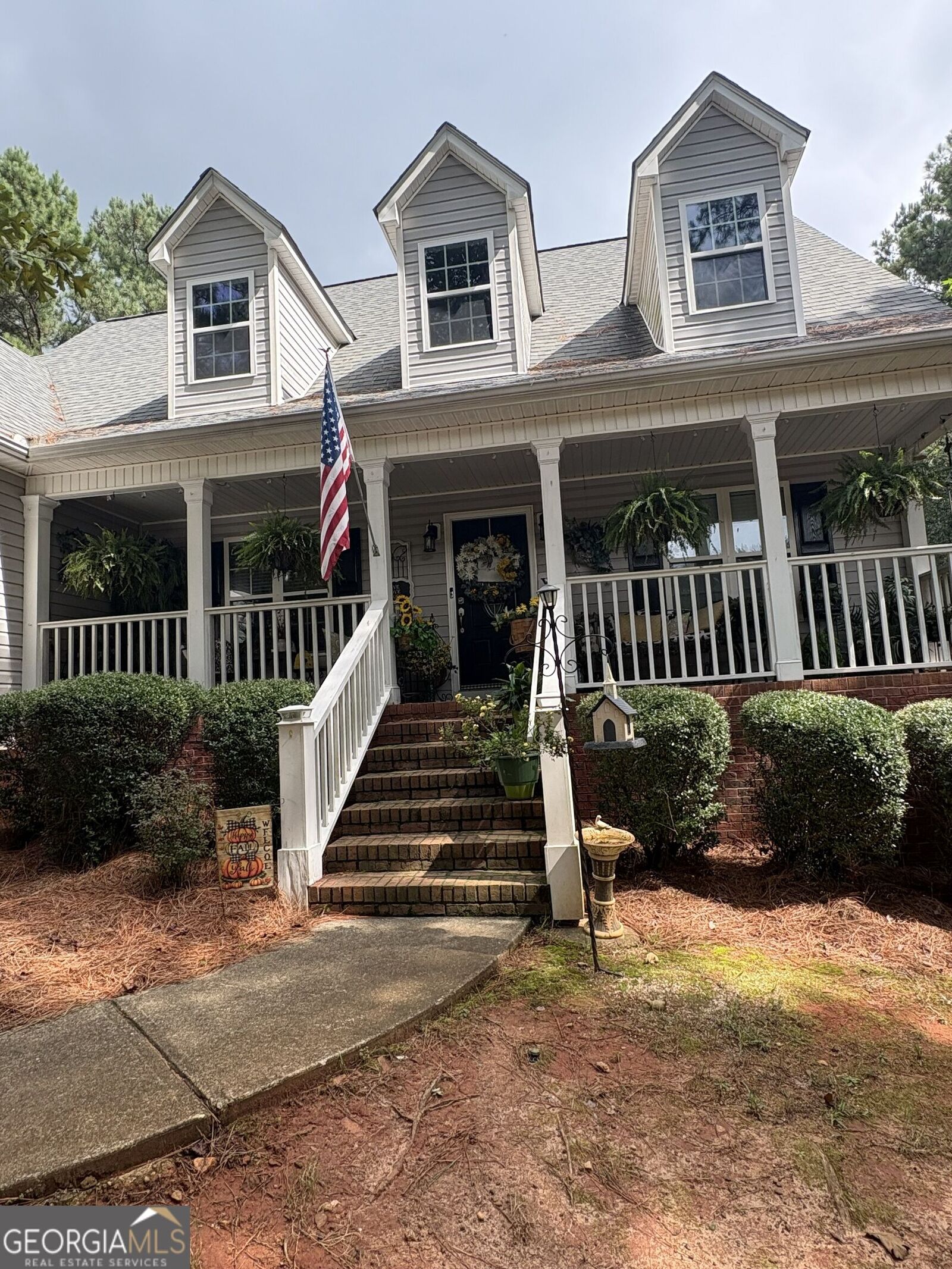 Property Photo: 200 Cecil Way GA 30252