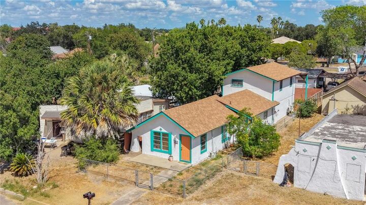 Property Photo: 717 S Kansas Avenue TX 78596
