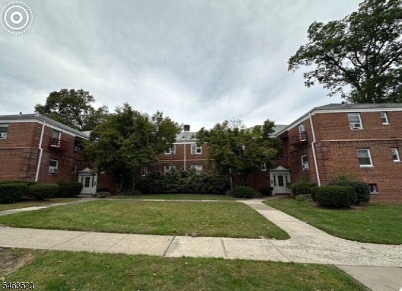Property Photo:  15 Fairview Ave 4A  NJ 07079 