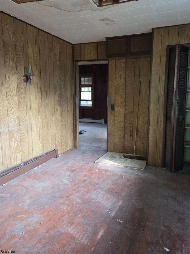 Property Photo: 5 Shadowy Ln NJ 07480