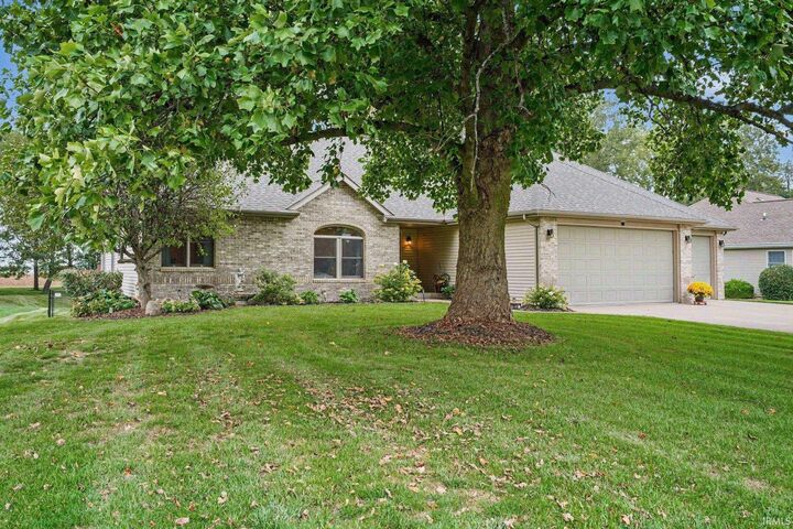 Property Photo:  55585 Willowbend Boulevard  IN 46507 
