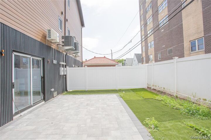 Property Photo:  622 W Penn Street  NY 11561 