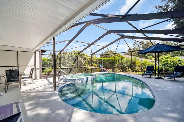 Property Photo:  1309 Gillespie Drive  FL 34684 