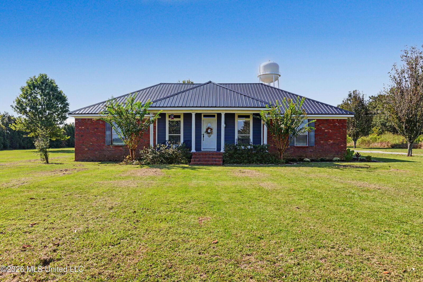 Property Photo:  120 Henry Eubanks Road  MS 39452 