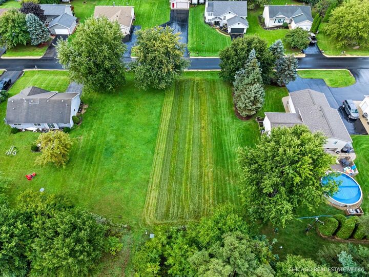 Property Photo: 706 Marquette Drive SW IL 61065