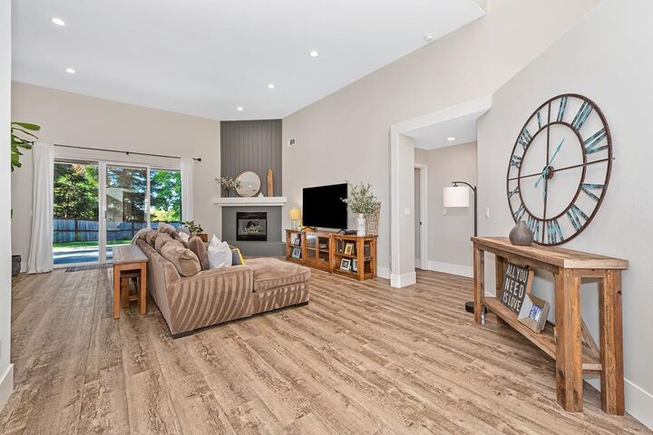 Property Photo:  11075 Sunrise Ridge Circle  CA 95603 