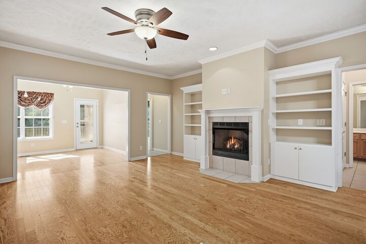 Property Photo: 2529 Keegan Dr TN 37130