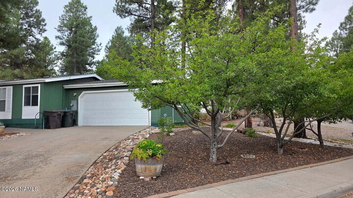 Property Photo:  2449 W Adirondack Avenue  AZ 86001 