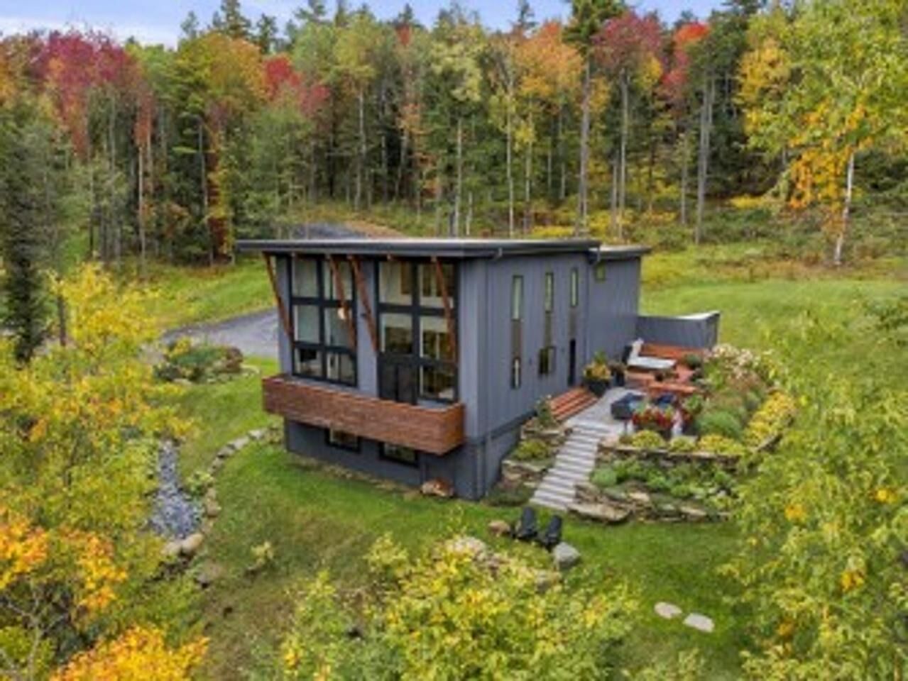 Property Photo:  66 Valley House View  VT 05674 