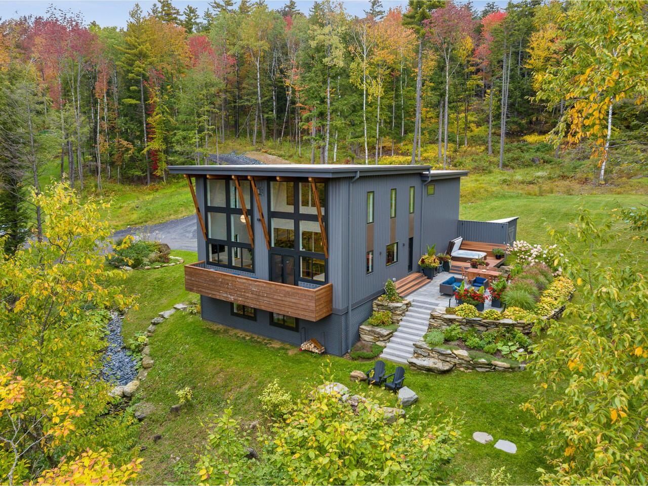 Property Photo: 66 Valley House View VT 05674