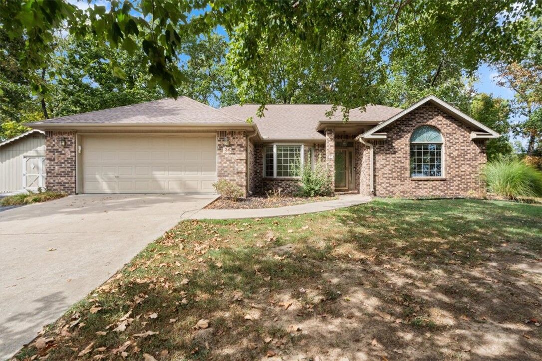 Property Photo:  36 Eaton Circle  AR 72715 