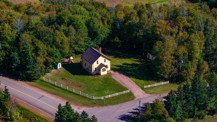 Property Photo: 724 Green Road PE C0A 1C0