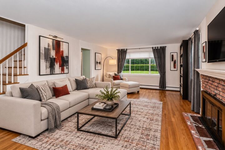 Property Photo:  14 Cunningham Dr  MA 01701 