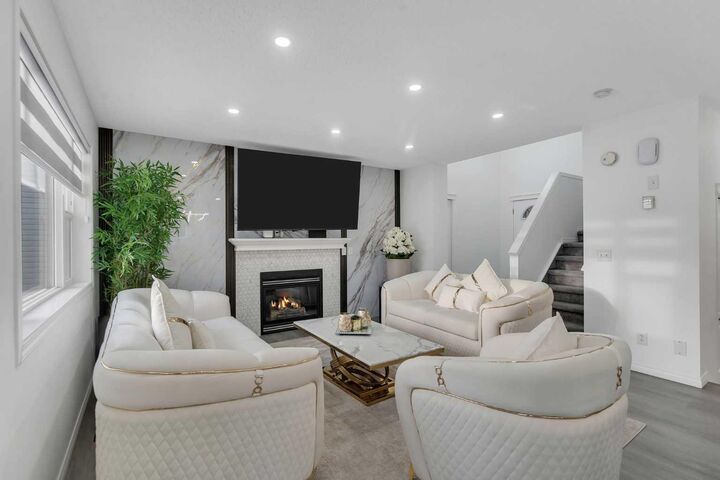 Property Photo: 41 Royal Birch Terrace NW AB T3G 5N7