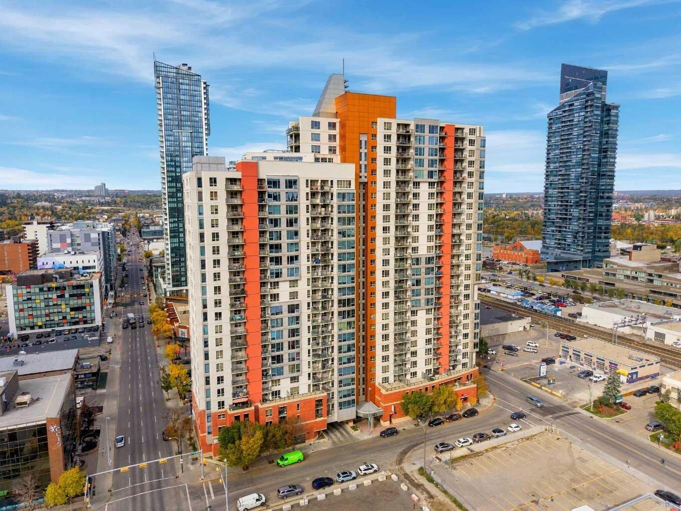 Property Photo:  1053 10 Street SW 2014  AB T2R 1S6 