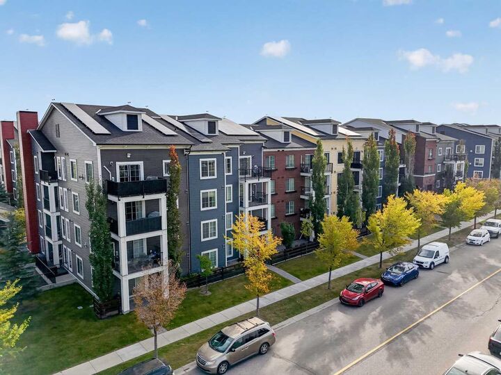 Property Photo:  755 Copperpond Boulevard SE 5312  AB T2Z 4R2 