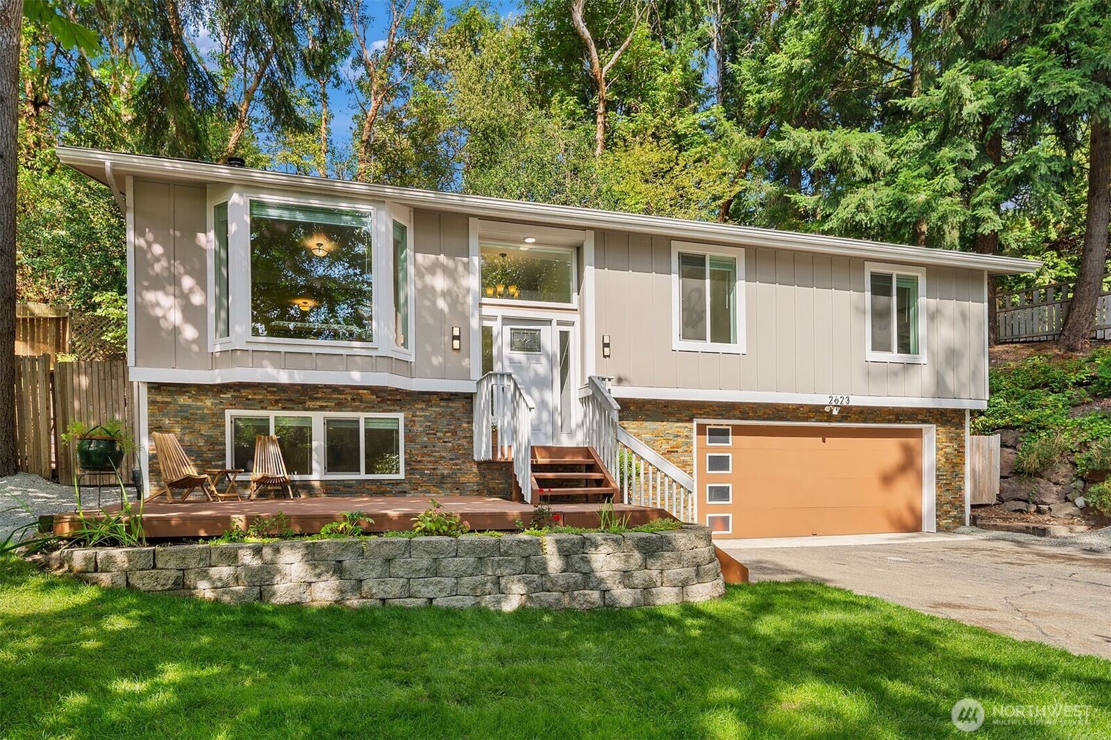 Property Photo: 2623 124th Place NE WA 98005