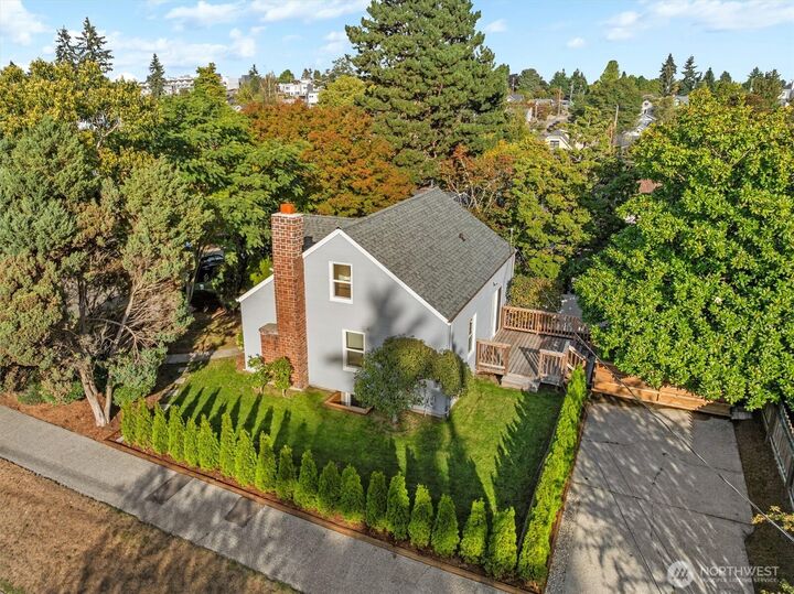 Property Photo: 1817 NW 77th Street WA 98117