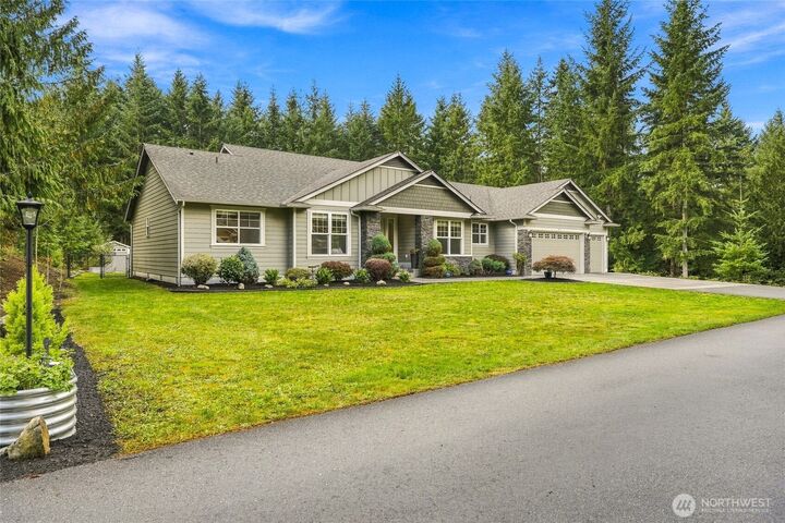 Property Photo: 4003 259th Place NW WA 98292
