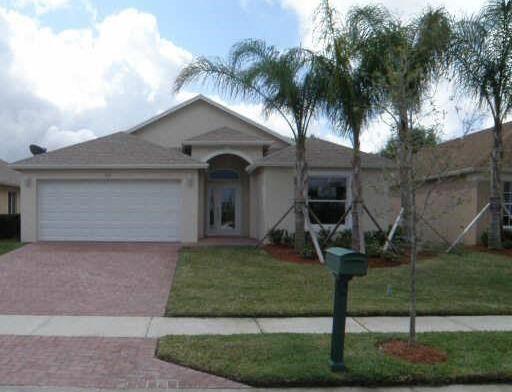 Property Photo: 515 Calamondin Way SW FL 32968