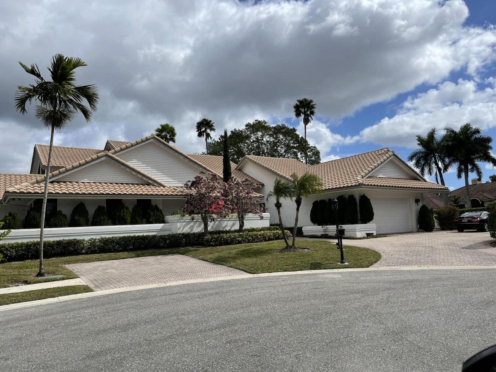 Property Photo:  21156 Ormond Court  FL 33433 