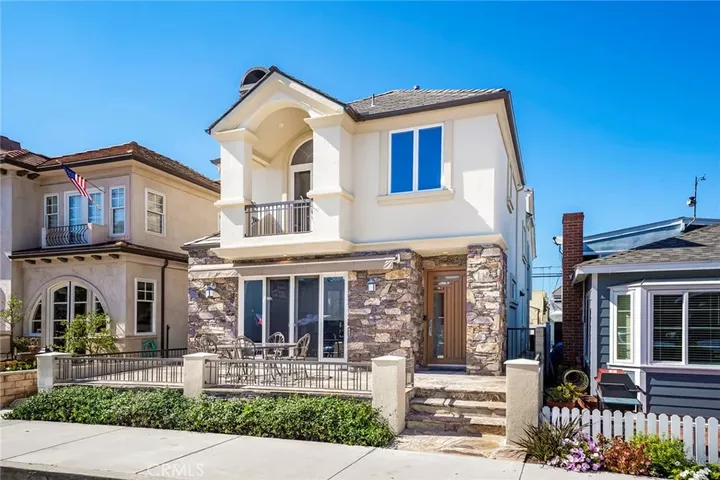 Property Photo:  119 Opal  CA 92662 