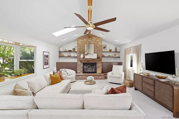 Property Photo: 6832 Cartwright CA 92120