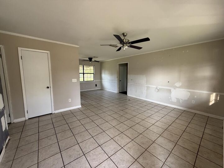 Property Photo:  204 Begonia Drive  AL 36301 