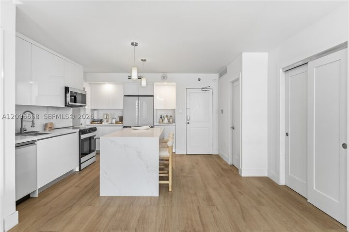 Property Photo:  10185 Collins Ave 722  FL 33154 
