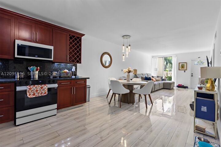 Property Photo:  1655 NE 115th St 9B  FL 33181 